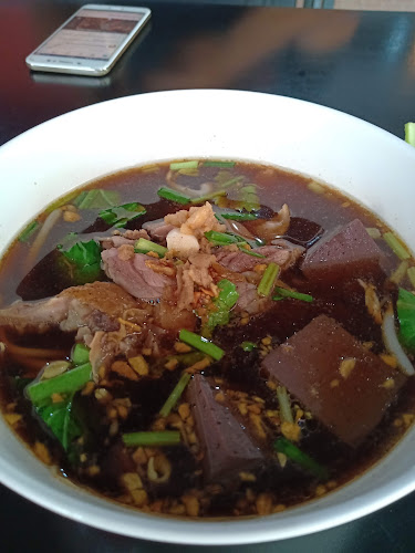 บ้านเป็ดหวาน - การบริการอาหารและที่พัก