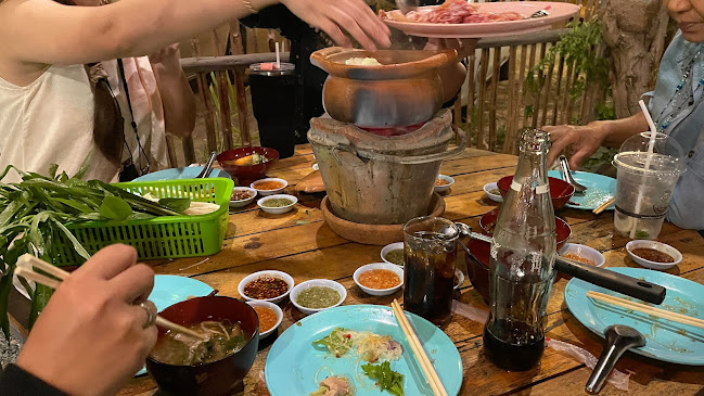 แจ่วฮ้อนโรลไฟ - อำเภอเมืองนครสวรรค์