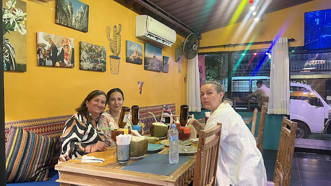 Comentarii opinii despre Centrico Mexican Restaurant HALAL