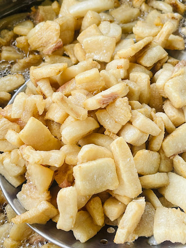 ก๋วยเตี๋ยวแห้งโบราณ สาขา ตลาดใหญ่มากมาร์เก็ต จอมเทียน - การบริการอาหารและที่พัก