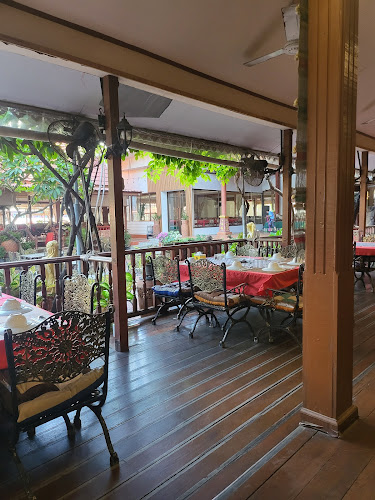 Opinii despre เรือนไทย พัทยา în อำเภอบางละมุง - การบริการอาหารและที่พัก