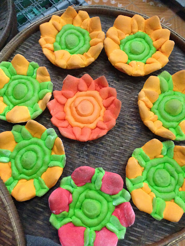 Comentarii opinii despre ร้านลูกแก้วเบเกอร์รี่ อ่าวอุดม