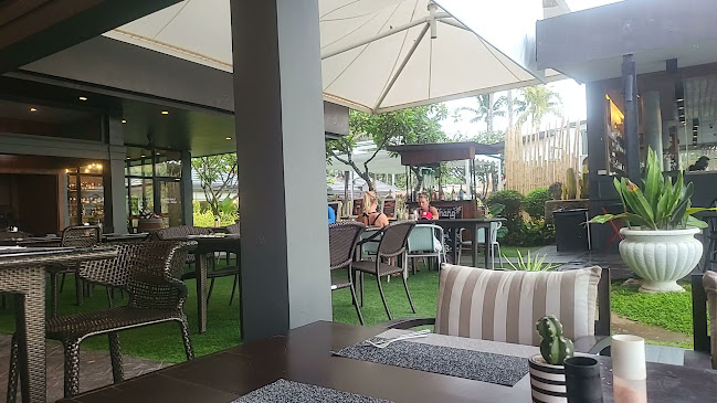 Ciao Pizza and Grill - การบริการอาหารและที่พัก