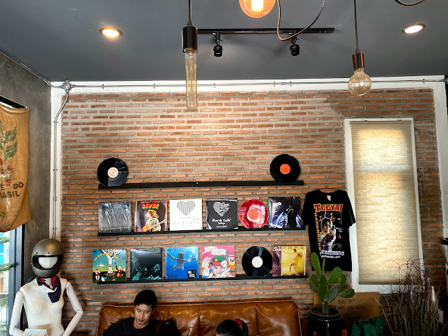 Opinii despre Cocoa Cafe ココア カフェ în อำเภอบางละมุง - การบริการอาหารและที่พัก