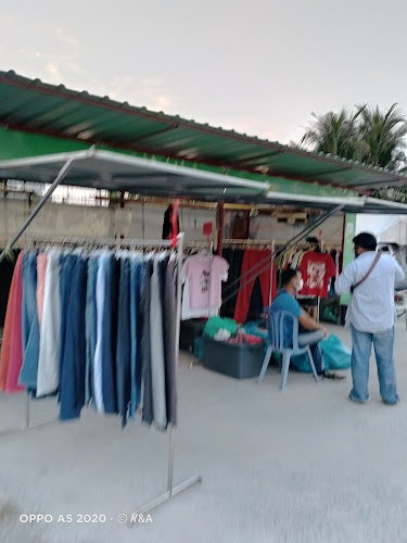 ตลาดนัดโรงร่ม