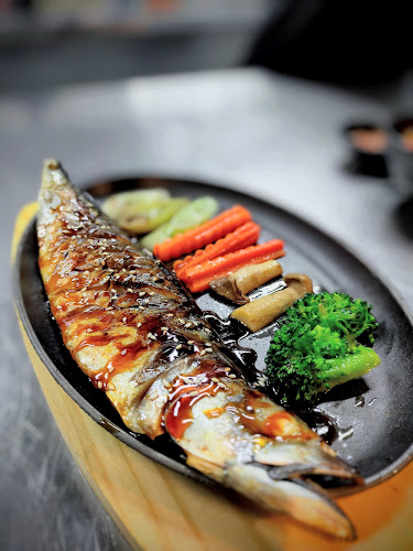 What the Fish (Izakaya & Bar)