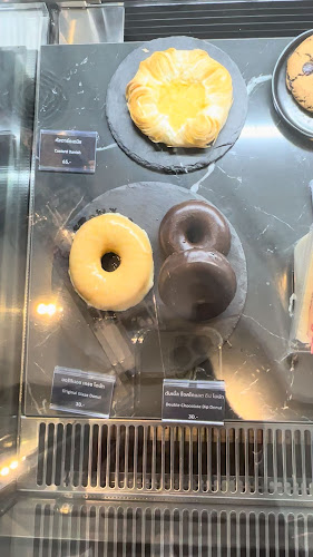 คูลคูล คาเฟ่ @บีเวิร์ค - การบริการอาหารและที่พัก