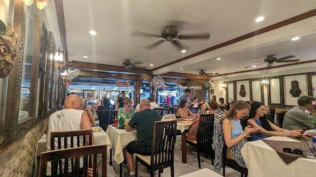 Eurasian Restaurant - การบริการอาหารและที่พัก