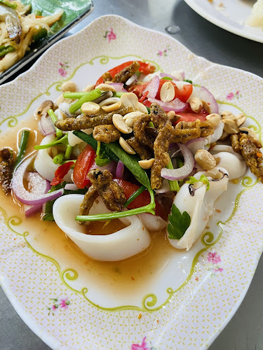 Opinii despre ส้มตำไก่ทอด เจ๊เกียงตลาดโอเดี้ยน în เมือง - การบริการอาหารและที่พัก