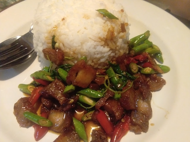 Opinii despre ครัวปลาทูอ่าวอุดม în อำเภอศรีราชา - การบริการอาหารและที่พัก