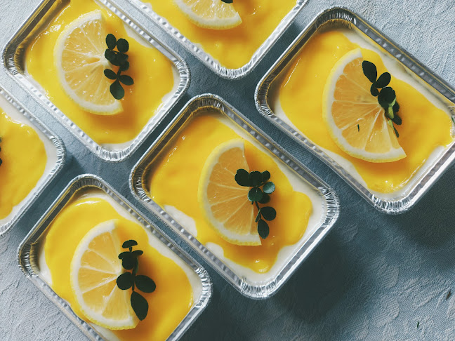 เลขที่ 25 ซอย ภาสว่าง 3 ตำบล คอหงส์ อำเภอหาดใหญ่ สงขลา 90110