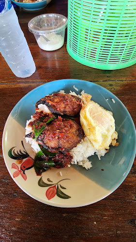 ร้านอาหาญ ร้านอาหารตามสั่ง ซอยต้นโพธิ์สมุทรสาคร - อำเภอเมืองสมุทรสาคร