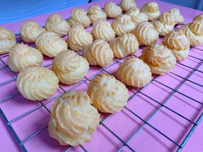 โลกอนาคต - การบริการอาหารและที่พัก