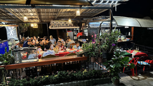 Nely Restaurant - การบริการอาหารและที่พัก