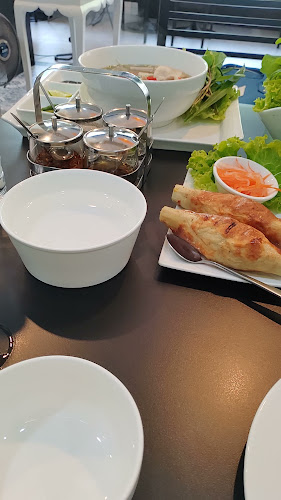 Opinii despre ร้านอาหารเวียดนามซินจ่าวเวียตหาดใหญ่ (วีทีแหนมเนืองหาดใหญ่) în อำเภอหาดใหญ่ - การบริการอาหารและที่พัก