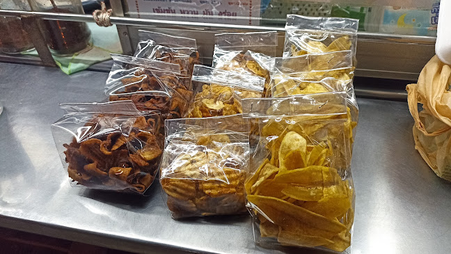 อ๊อฟ นมซิ่ง รังสิตคลองหนึ่ง - การบริการอาหารและที่พัก