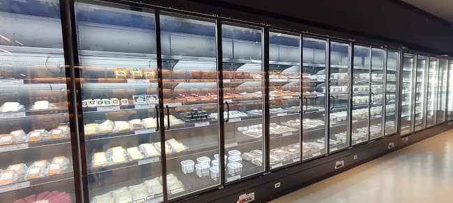 ไวน์โปร พัทยา - การบริการอาหารและที่พัก