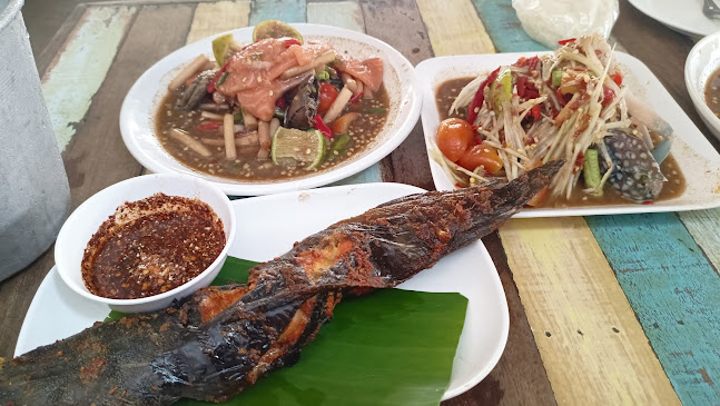 Opinii despre ส้มตำกำแพงแตก în อำเภอเมืองระยอง - การบริการอาหารและที่พัก