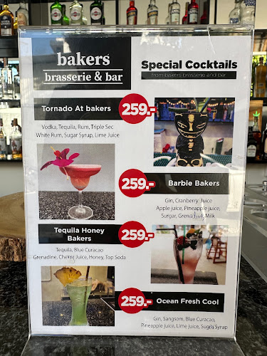 180 ถ. ราษฏร์อุทิศ 200 ปี ตำบลป่าตอง อำเภอกะทู้ ภูเก็ต 83150