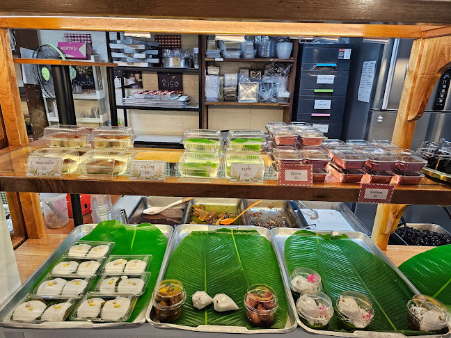 หนม​ หวาน​ Home​ ​Cafe -By บ้านขนมเจ๊ม้อง - การบริการอาหารและที่พัก