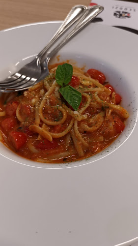 Comentarii opinii despre สกูซี่ Wood-Fired Pizza เซ็นทรัลแจ้งวัฒนะ