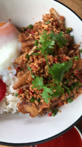 Opinii despre Guu&You กูแอนด์ยู ศรีราชา în อำเภอศรีราชา - การบริการอาหารและที่พัก