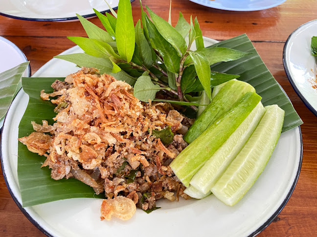 นิวแซ่บสุดซอย Chumphon - การบริการอาหารและที่พัก