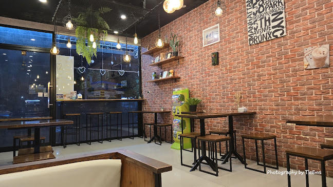 Milk and More. - การบริการอาหารและที่พัก