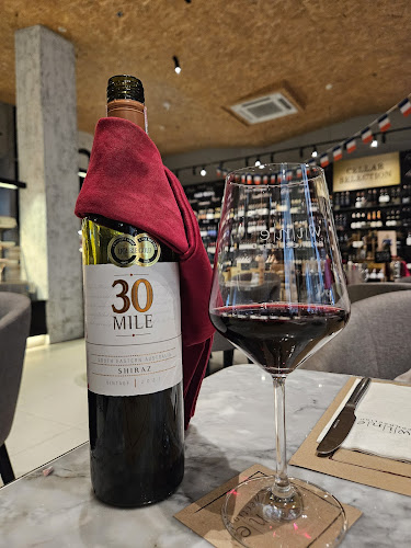 Wine Connection - อำเภอกะทู้