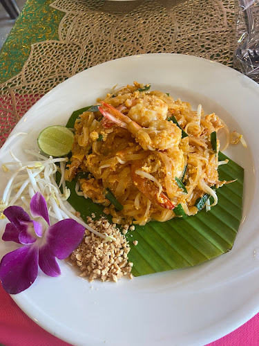 Phuket Restaurant - เมือง