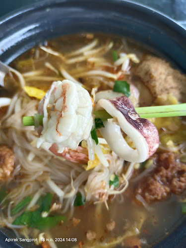 ร้านตาแพะ เย็นตาโฟทรงเครื่องระยอง
