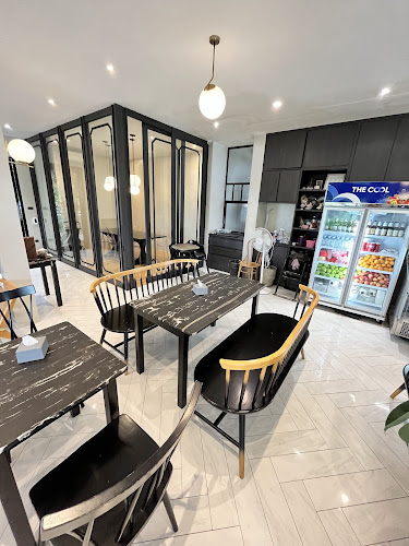 88, ตลาด 9 ถ. มหาราช ตำบลวัดใหม่ เมือง, จันทบุรี 22000