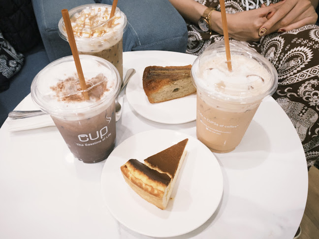 CUPSs Coffee shop 咖啡店 ร้านกาแฟคัพส์ - การบริการอาหารและที่พัก