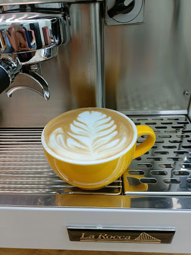 Comentarii opinii despre Helios Cafe