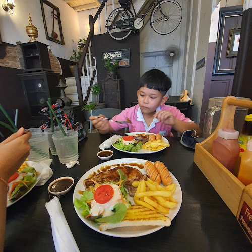 ถ.ยะลา ตำบลบ่อยาง อำเภอเมืองสงขลา สงขลา 90000