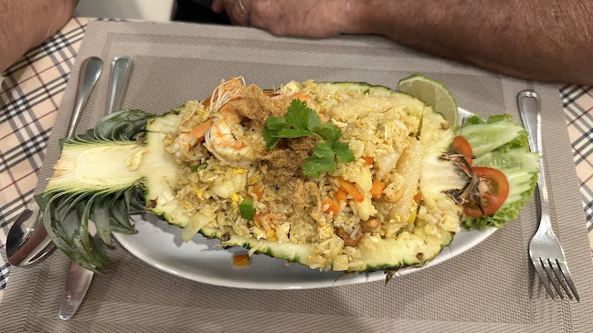 Comentarii opinii despre PhumPhor Coffee​ Restaurant​ ภูมิพ่อ คอฟฟี่เรสเตอรองท์