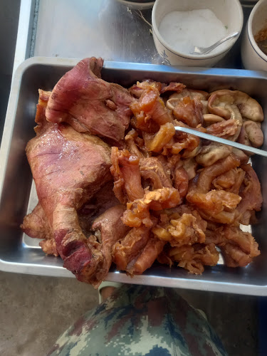 Comentarii opinii despre ร้านก๋วยเตี๋ยวเนื้อตุ๋นยาจีนต้นมะขามกรมชล