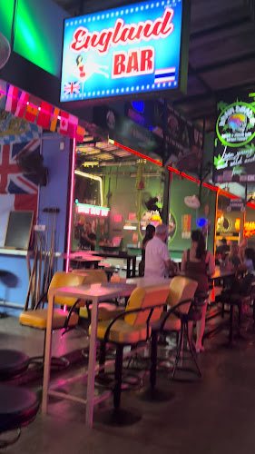 ตลาดป่าตองโอท็อป