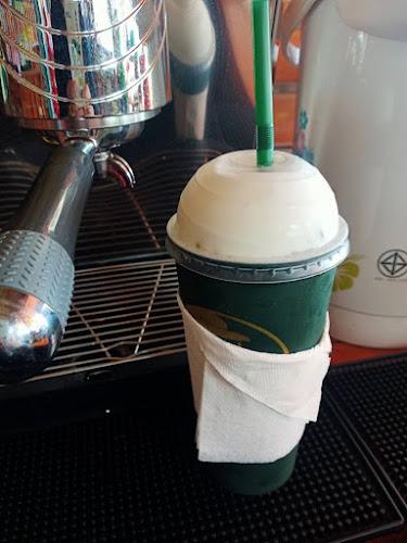 กาแฟสดบ้านป้าจอย - การบริการอาหารและที่พัก