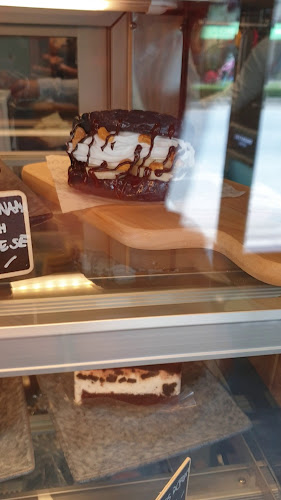 พระ 153/1-4 ถนน ราชวิถี ตำบลพระปฐมเจดีย์ อำเภอเมืองนครปฐม นครปฐม 73000