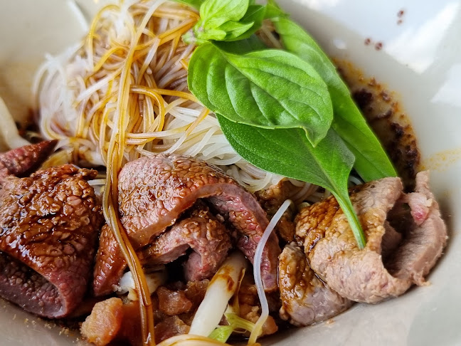 โกบอยก๋วยเตี๋ยว​เรือคลองสอง