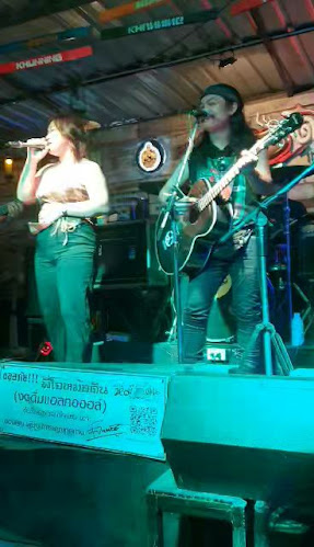 Opinii despre สถานีหม้อดิน(เพื่อชีวิต) în อำเภอศรีราชา - การบริการอาหารและที่พัก