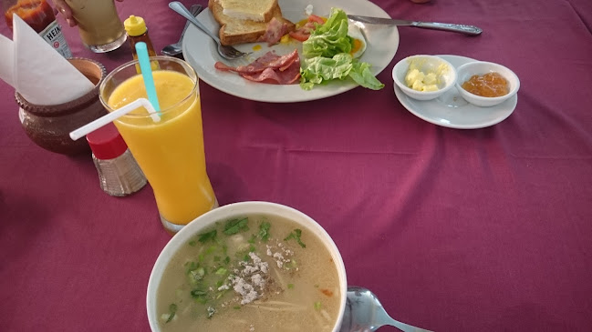 Charming Restaurant - การบริการอาหารและที่พัก