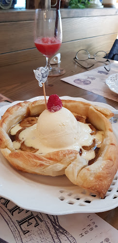 918 ซอยสุขุมวิท 55 (ซอยทองหล่อ) ถนนสุขุมวิท คลองตันเหนือ วัฒนา กรุงเทพมหานคร 10110