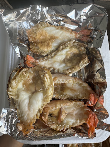 ศรีนวล ตลาดทะเลไทย - การบริการอาหารและที่พัก