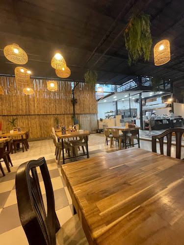 Kung Seafood - อำเภอกะทู้