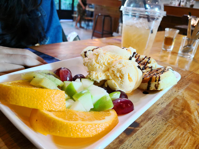 Seize the sip - การบริการอาหารและที่พัก