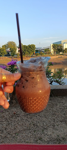 ริมน่านนมสด - การบริการอาหารและที่พัก