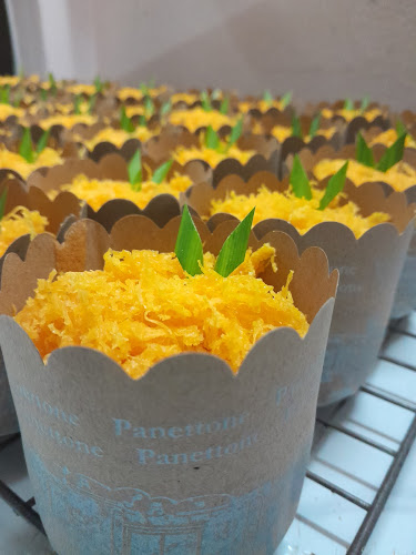 เค้กไข่ใต้หวันบ้านนางนวล - การบริการอาหารและที่พัก