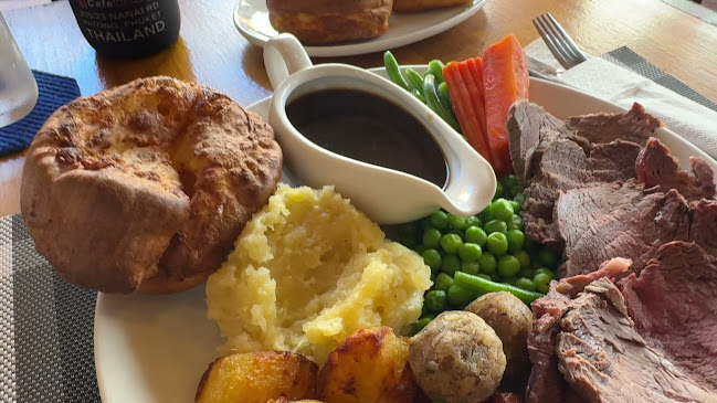 แฟnบอยส์ คาเฟ่ & เรสเตอรองท์